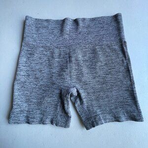 Colsie Gray Seamless Ribbed Bike Shorts High Waisted Large Athleisure